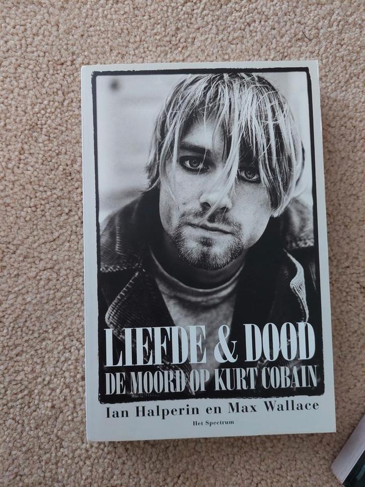 Liefde & Dood: Kurt Cobain - Biografisch Onderzoek, Boeken, Biografieën, Ophalen of Verzenden