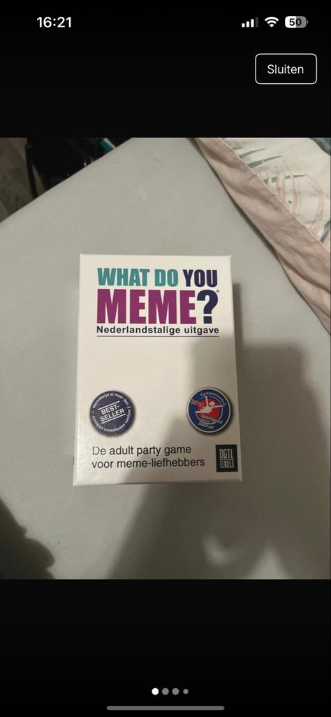 What Do You Meme? - Nederlandstalige Editie, Drie of vier spelers, Ophalen of Verzenden, Zo goed als nieuw