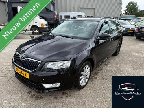 Skoda Octavia Combi 1.6 TDI Greentech| Loopt op 3 cylinders!, Auto's, Skoda, Particulier, Te koop, Octavia, ABS, Airbags, Airconditioning