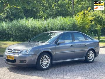 Opel Vectra GTS 2.2-16V Elegance/AIRCO/HALF LEDER/PARKEERSEN beschikbaar voor biedingen