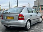 Opel Astra 1.6-16V Edition - AIRCO - TREKHAAK - ELEKTRISCH P, Auto's, Opel, Voorwielaandrijving, Gebruikt, Zwart, 4 cilinders