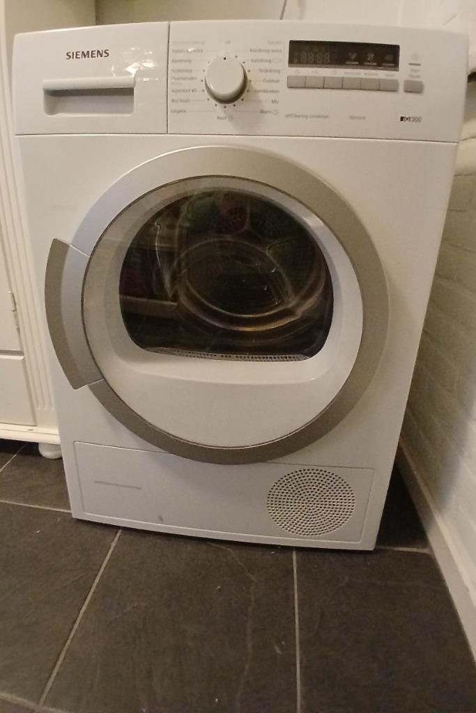 Siemens Droger, Witgoed en Apparatuur, Wasdrogers, Gebruikt, Condens, Voorlader, 6 tot 8 kg, 85 tot 90 cm, Anti-kreukfase, Energieklasse A of zuiniger