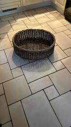 Rieten mand ovaal, Huis en Inrichting, Woonaccessoires | Schalen en Manden, Ophalen of Verzenden, Zo goed als nieuw, Ovaal, Riet
