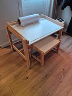 Kindertafel + bankje. Tekentafel bieden, Huis en Inrichting, Ophalen, Zo goed als nieuw