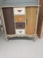 Antieke Franse Commode met Patina, Ophalen of Verzenden