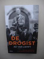 De drogist Hoe een verzetsheld na de oorlog in ongenade viel, Boeken, Gelezen, Ophalen of Verzenden, Tweede Wereldoorlog, Ad van Liempt