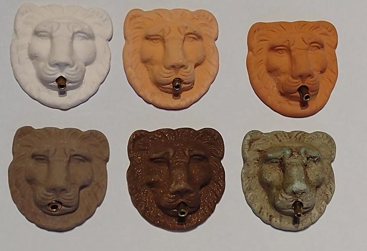 Terra cotta leeuwekopspuwer ornament in beige, terra cotta, Verzamelen, Poppenhuizen en Toebehoren, Nieuw, Sanitair, Ophalen