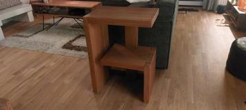 2x Houten Sidetable / Bijzettafel van Troubadour  beschikbaar voor biedingen