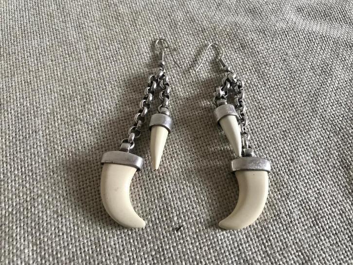 Uno de 50 Oorbellen (125) oudjes maar toch nieuw, Sieraden, Tassen en Uiterlijk, Oorbellen, Nieuw, Hangers, Overige materialen