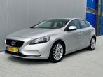 Volvo V40 1.6 T2 Momentum | PDC | Clima | Lage KM | Xenon, Voorwielaandrijving, Gebruikt, 4 cilinders, Bedrijf