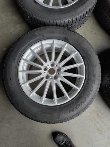 235/65 R18 Winterbanden met Velg Jaguar  beschikbaar voor biedingen