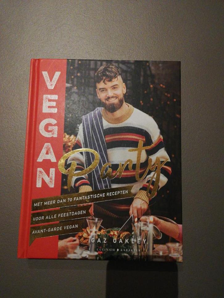 Gaz Oakley - Vegan party, Boeken, Kookboeken, Zo goed als nieuw, Ophalen of Verzenden