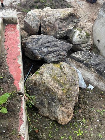 Grote rotsen/keien voor tuin of vijver beschikbaar voor biedingen