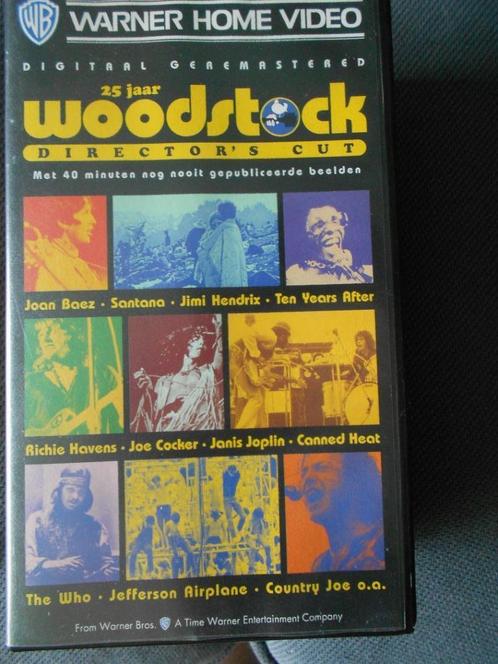 VHS 25 jaar WOODSTOCK Warner home video, Cd's en Dvd's, VHS | Documentaire, Tv en Muziek, Gebruikt, Muziek en Concerten, Alle leeftijden