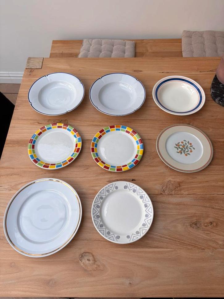 Set van 8 Vintage Borden – Mix & Match Collectie, Antiek en Kunst, Antiek | Servies compleet, Ophalen of Verzenden