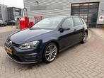 Volkswagen Golf 1.2 TSI 77KW  R line  95.150km NL auto, Auto's, Voorwielaandrijving, Zwart, 4 cilinders, Blauw