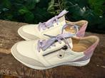 Nieuwe sneakers van hartjes maat 40 (wijdte G), Wit, Hartjes, Nieuw, Ophalen of Verzenden