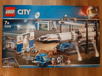Lego city raket bouwen en transporteren 60229 nieuw in doos beschikbaar voor biedingen