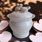 Keramiek pot met kikkers, gesigneerd, Antiek en Kunst, Antiek | Keramiek en Aardewerk, Verzenden