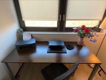 Hoogte verstelbaar bureau