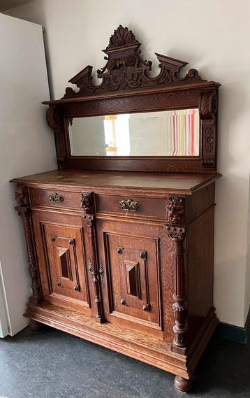 Brocante Buffetkast beschikbaar voor biedingen