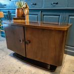 Vintage/Mid century design kast, jaren '50 houten dressoir, Antiek en Kunst, Ophalen