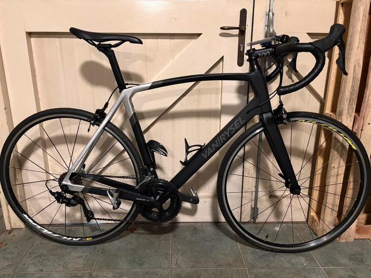 Van Rysel VR 900 CF noir maat L, Fietsen en Brommers, Fietsen | Racefietsen, Zo goed als nieuw, Overige merken, Meer dan 20 versnellingen