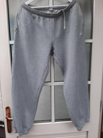 The Athletic Dept grijze broek  48/50 beschikbaar voor biedingen