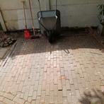 Gratis af te halen: klinkers en stoeptegels, Tuin en Terras, Ophalen, Gebruikt, Klinkers, 10 m² of meer