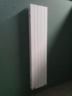 Radiator instamat 180 x 40, Doe-het-zelf en Verbouw, Verwarming en Radiatoren, 800 watt of meer, Zo goed als nieuw, Radiator, Ophalen