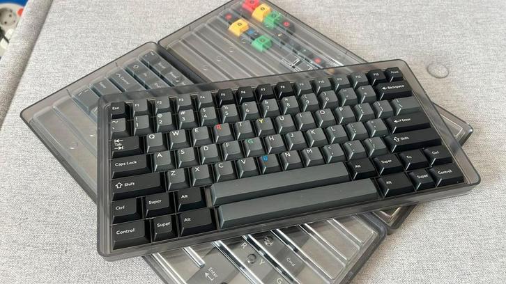 PBTFans Retro Dark Lights keycaps, Computers en Software, Toetsenborden, Zo goed als nieuw, Ophalen of Verzenden