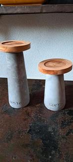 Gusta Kandelaar  Cement/Hout, Ophalen of Verzenden, Zo goed als nieuw, Hout, 25 tot 50 cm