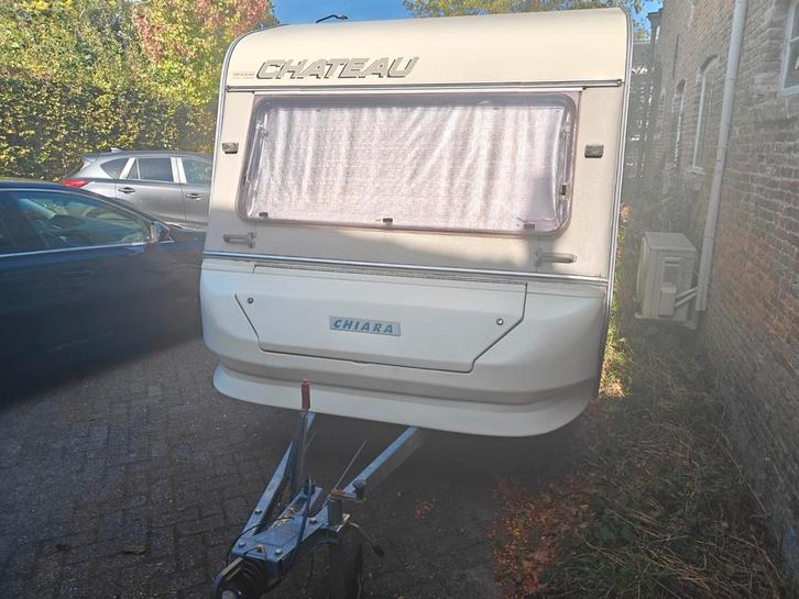 Chateau Chiara 450 Caravan(incl. voortent), Caravans en Kamperen, Caravans, tot en met 4, 1000 - 1250 kg, Standaardzit, Chateau