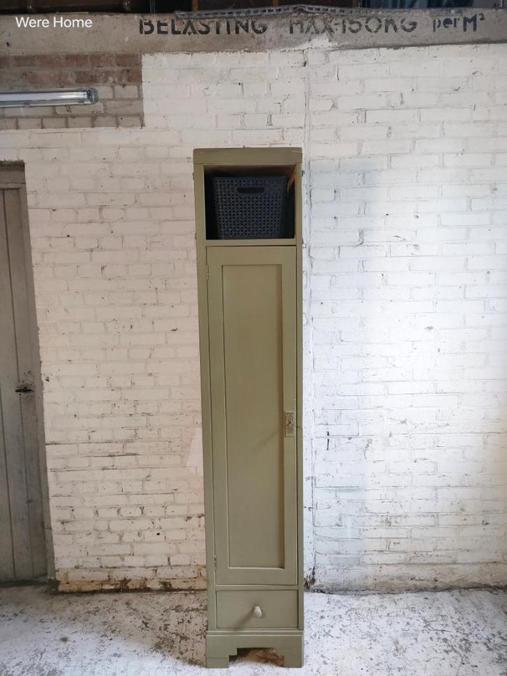 Smalle grenen kast hoog groen antiek, Antiek en Kunst, Curiosa en Brocante, Ophalen of Verzenden