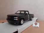 Chevrolet 454 SS Pick-up 1993 Black van Maisto 1:24