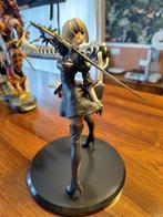 2B figure staand met zwaard, 23 cm, Ophalen of Verzenden, Zo goed als nieuw, Figuur of Figuren