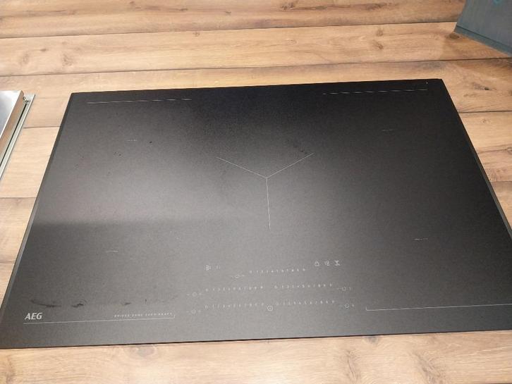 inductie kookplaat AEG saphir mat, Witgoed en Apparatuur, Kookplaten, Zo goed als nieuw, Inbouw, Inductie, 5 kookzones of meer