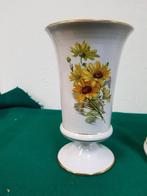 kaststel met bloemen, Antiek en Kunst, Ophalen of Verzenden