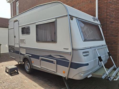 Fendt Saphir 410 - 2001 - Met stapelbed!, Caravans en Kamperen, Caravans, Particulier, tot en met 4, Rondzit, Fendt, Fietsenrek