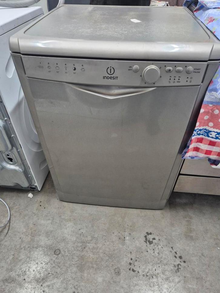 Indesit Vaatwasser - Gebruikt, Witgoed en Apparatuur, Vaatwasmachines, Gebruikt, Vrijstaand, 85 tot 90 cm, 45 tot 60 cm, 10 tot 14 liter