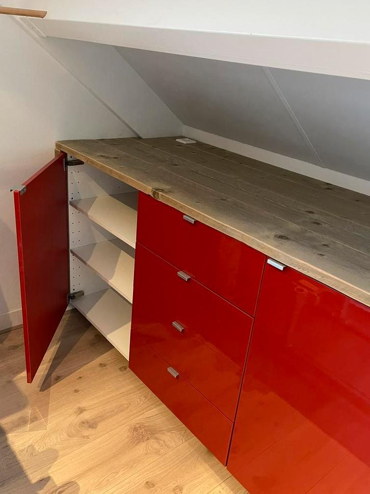 Mooie kast IKEA/Steigerhout voor onder schuin dak, Huis en Inrichting, Kasten | Overige, Zo goed als nieuw, Ophalen