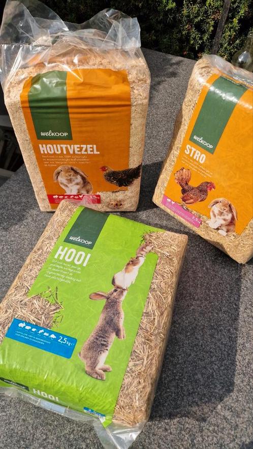 Partij: hooi, houtvezel, stro, strokorrels, voerton, voer, Dieren en Toebehoren, Dierenvoeding, Ophalen