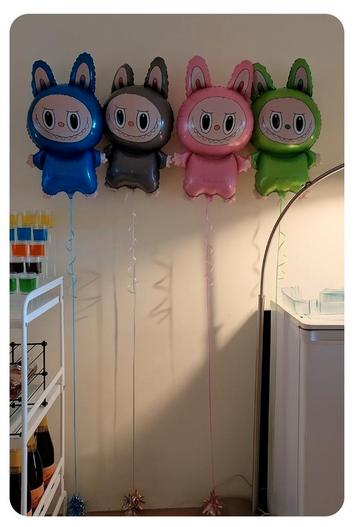 Labubu ballon gevuld met helium, lint en gewicht voor €10 beschikbaar voor biedingen