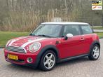 Mini Mini 1.6 Cooper Chili/APK TOT 03-11-2025, Auto's, Mini, Voorwielaandrijving, Gebruikt, 4 cilinders, 4 stoelen