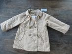 Beige jas Zara maat 98, Kinderen en Baby's, Kinderkleding | Maat 98, Meisje, Ophalen of Verzenden, Zo goed als nieuw, Zara