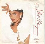 Sheila E. – Hold Me (1987), 7 inch, Single, Ophalen of Verzenden, Zo goed als nieuw