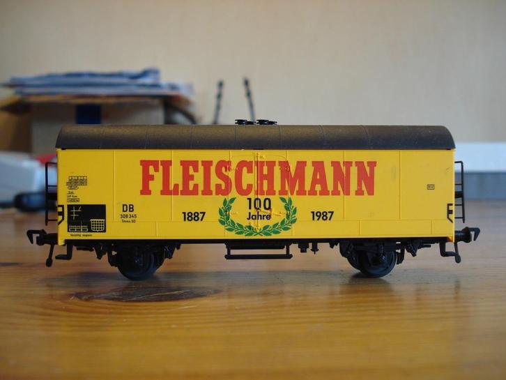 Fleischmann 2467 jubileumwagon 100 jaar, Hobby en Vrije tijd, Modeltreinen | H0, Zo goed als nieuw, Wagon, Gelijkstroom, Fleischmann