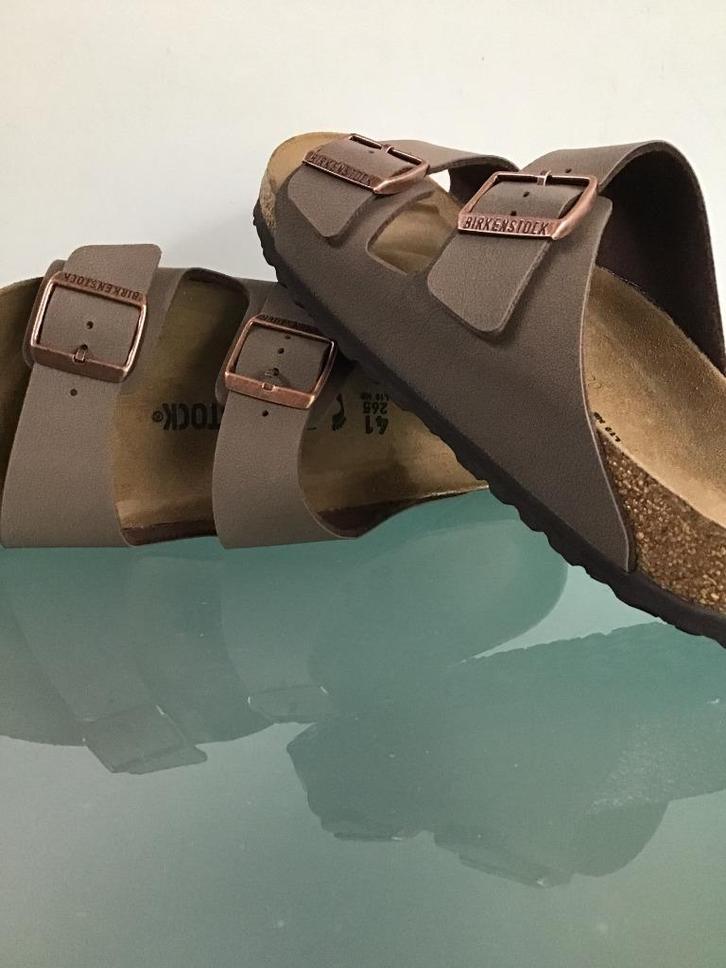 GRATIS VERZENDEN | BIRKENSTOCK Nieuwe bruine slippers 41, Kleding | Dames, Schoenen, Nieuw, Slippers, Bruin, Verzenden