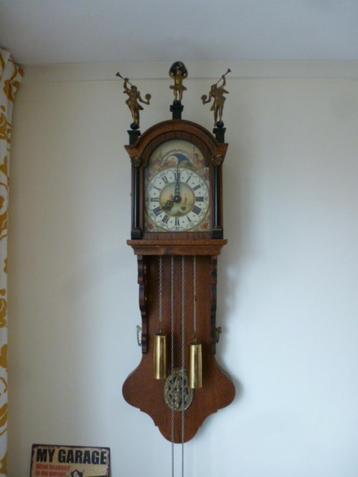 friese staartklok beschikbaar voor biedingen