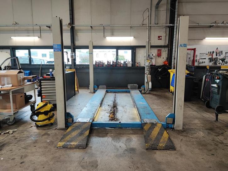 Autec 4 koloms hefbrug 3000KG 4 kolommer, Auto diversen, Overige Auto diversen